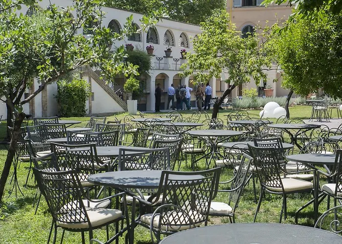Doria Pamphilj Bed & Breakfast Rome